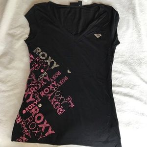 NWT Roxy black with pink graphic T-shirt